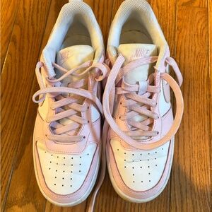 Nike Kids Sneakers in Pink and White